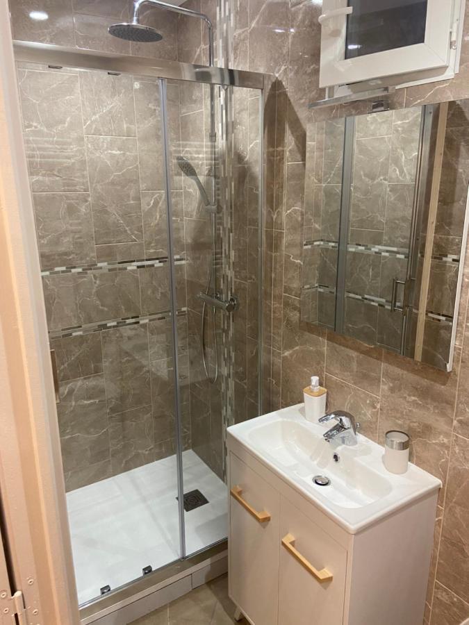 Apparemment T3 dans une villa neuf . Drap Extérieur photo