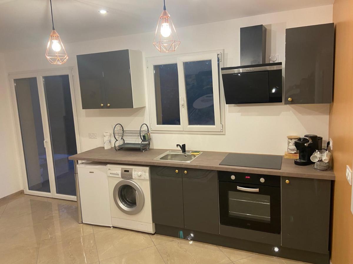 Apparemment T3 dans une villa neuf . Drap Extérieur photo